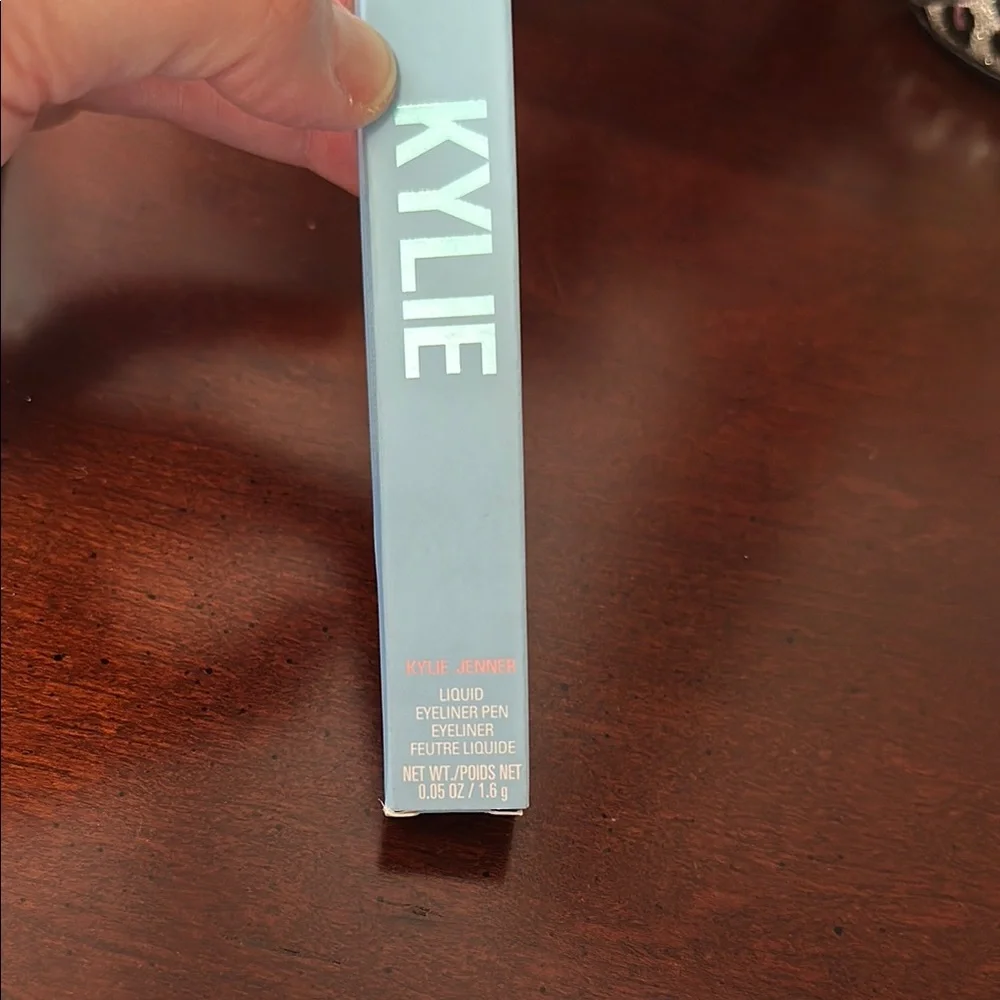 Kylie Liquid Eyeliner Pen 4 Ever Ting 0.05 oz